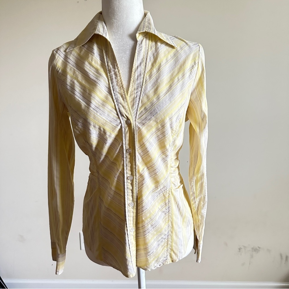 👉 New York & Company Stretch Blouse – Size S